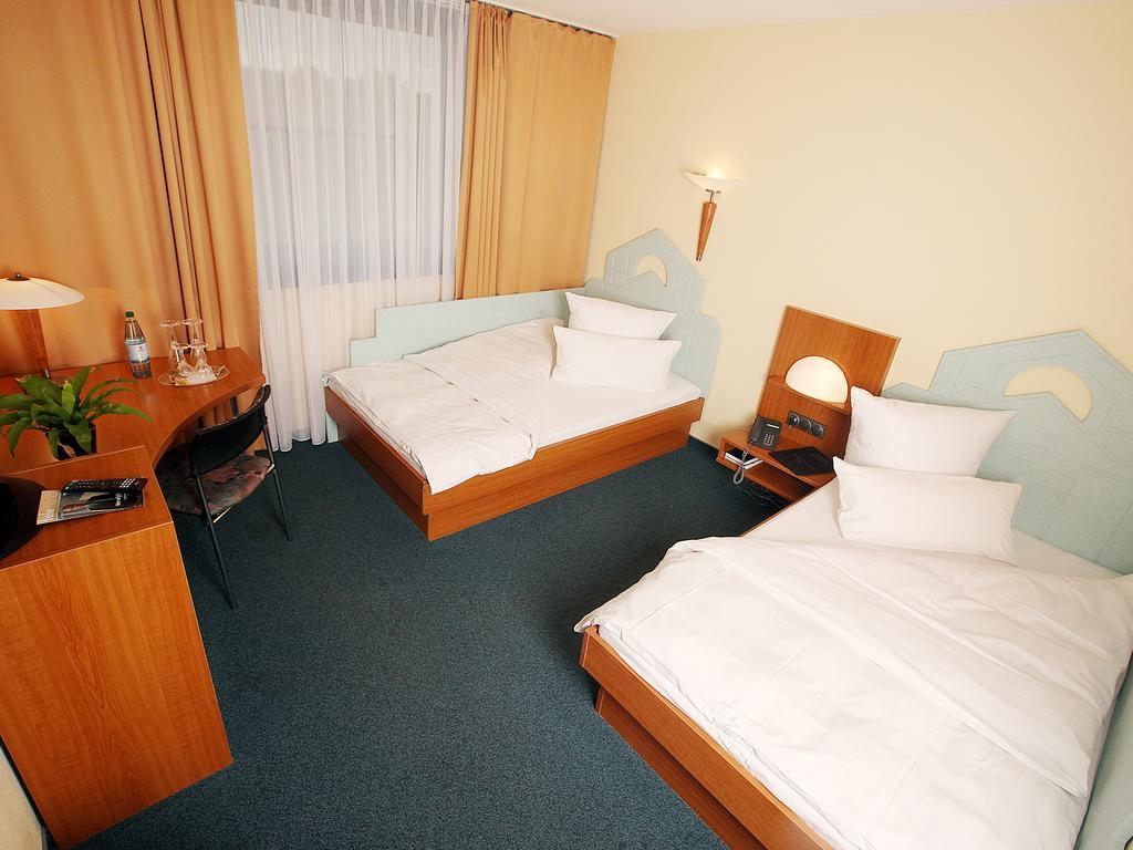 Transmar Travel Hotel บินด์ลัค ภายนอก รูปภาพ
