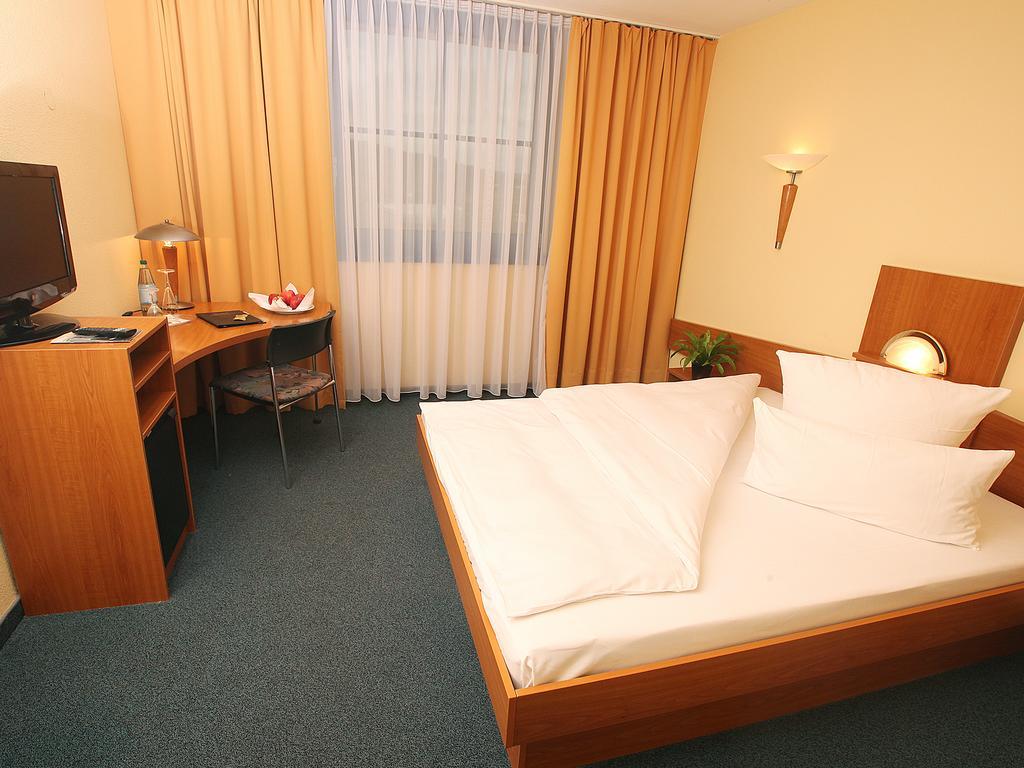 Transmar Travel Hotel บินด์ลัค ภายนอก รูปภาพ